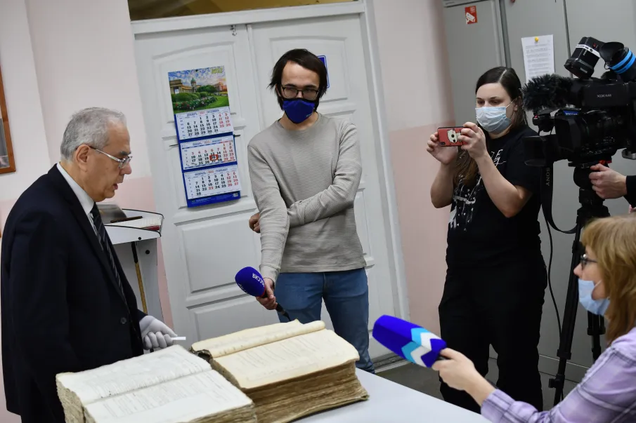 Нижегородские архивисты представили выявленную запись о рождении физиолога и хирурга Надежды Сусловой