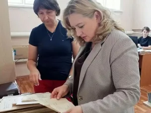 Рабочий визит в архивный сектор отдела организационно-кадровой работы администрации Лысковского муниципального округа