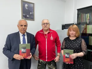 О передаче в комитет по делам архивов книги Л.М. Добролюбовой и А.А.Чкалова "Товарищ БАТЯ"